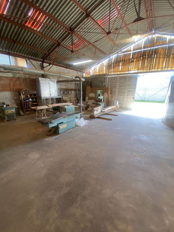 Entrepôt GENISSAC (33420) TOURNY IMMOBILIER