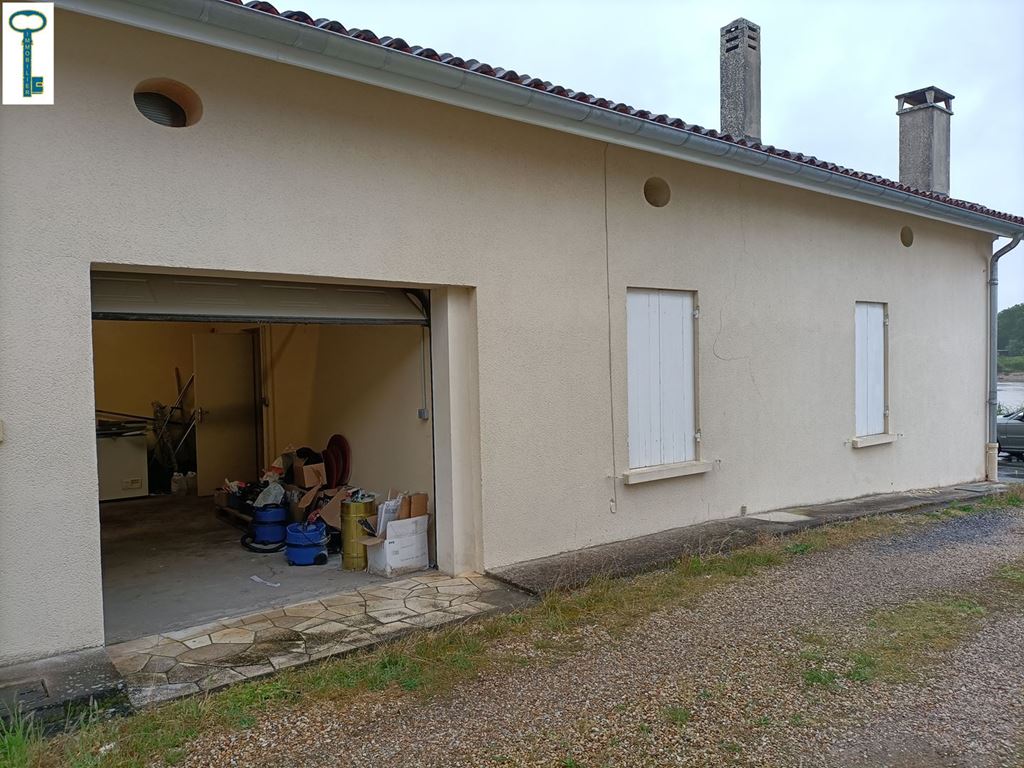 Maison ARVEYRES (33500) TOURNY IMMOBILIER