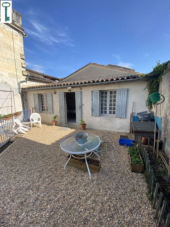 Immeuble GUITRES (33230) TOURNY IMMOBILIER